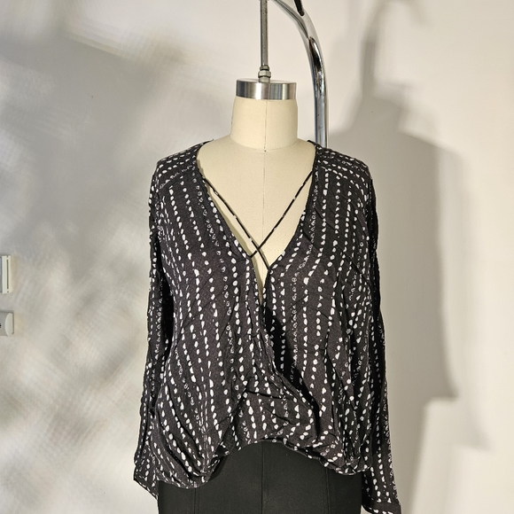 Urban outfitters top - Picture 1 of 4